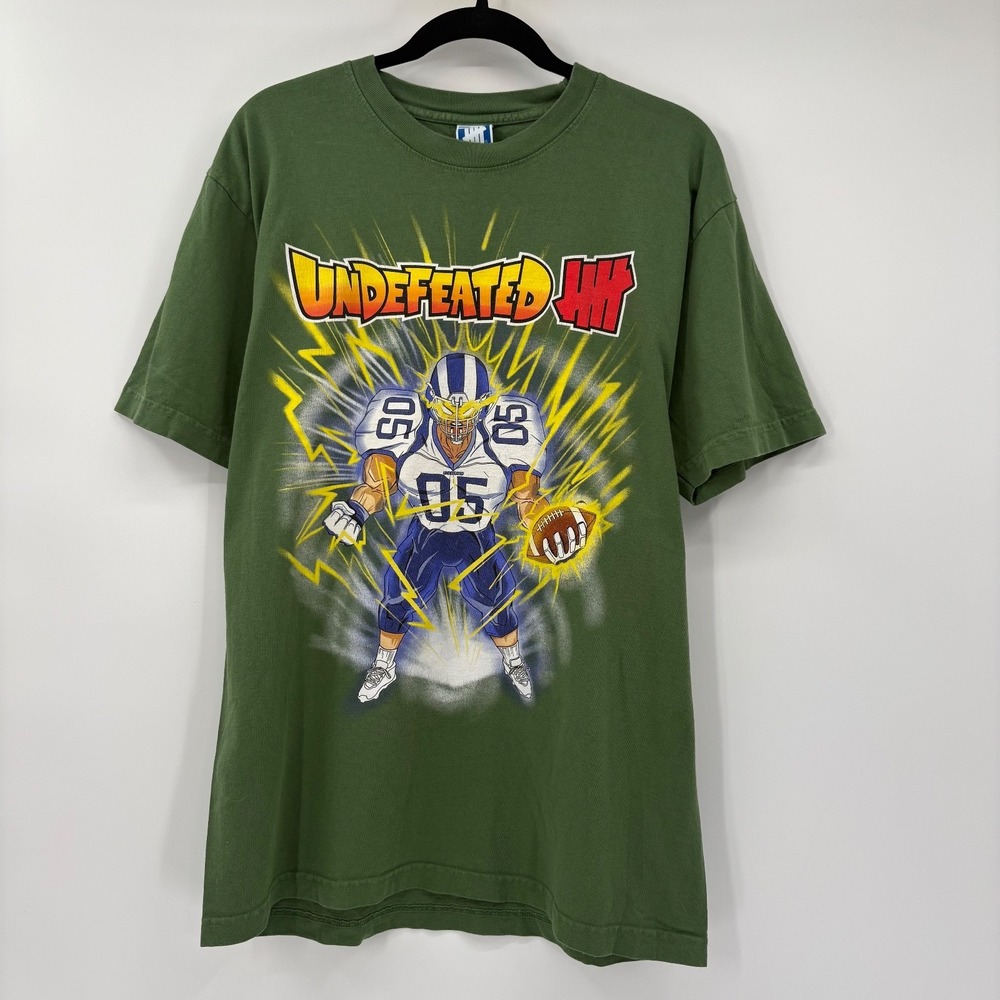 Undefeated Football Mens Medium Shirt Short Sleeve Graphic Y2K Anime Cotton